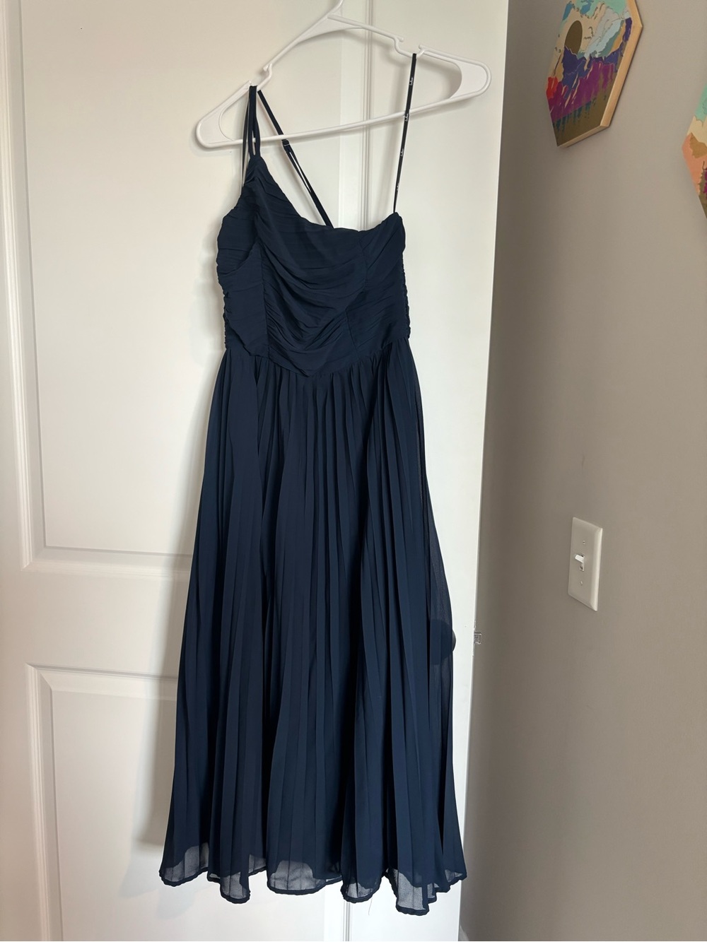 Lulu's Navy Pleated Spaghetti-Strap Midi Dress